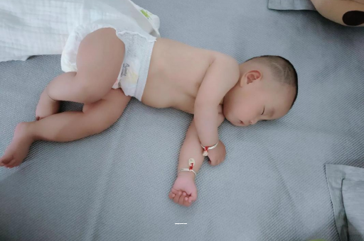清镇三个月宝宝头围
